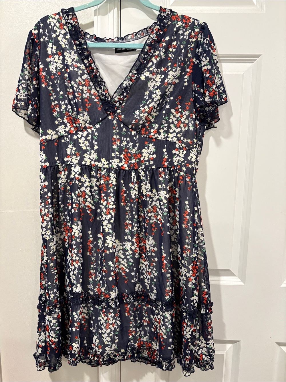 SHEIN Navy Floral V-Neck Ruffle Mini Dress with White and Red Flowers